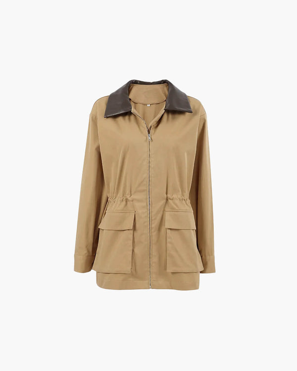 Trench corto con tasche Christina