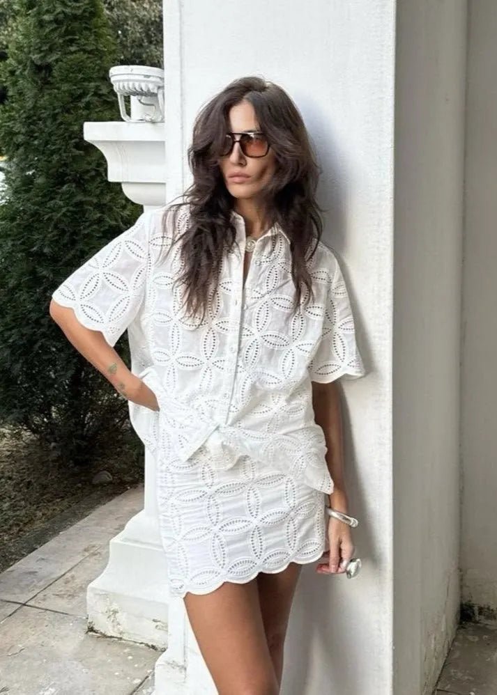 Completo Adita con camicia e gonna ricamate