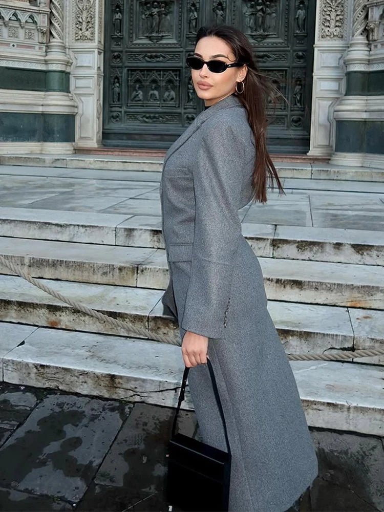 Cappotto lungo Aediva con vita sagomata