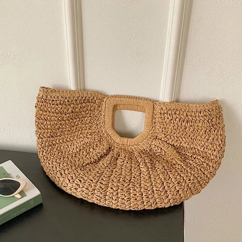 Borsa tote a mezzaluna in rattan Alyana