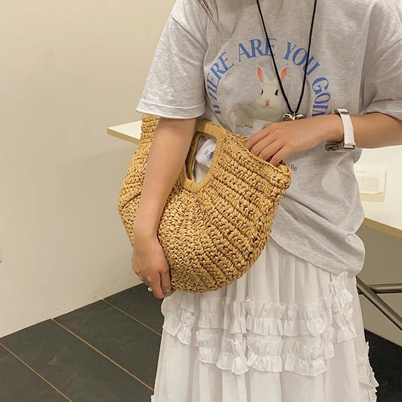 Borsa tote a mezzaluna in rattan Alyana