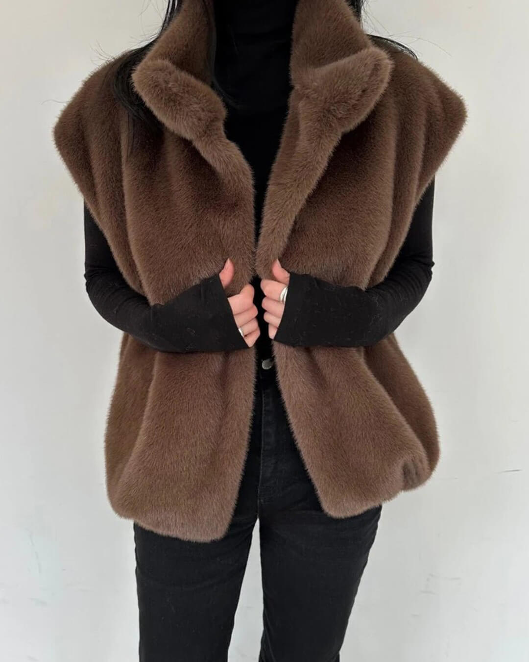 Gilet in pelliccia sintetica a collo alto Amalia
