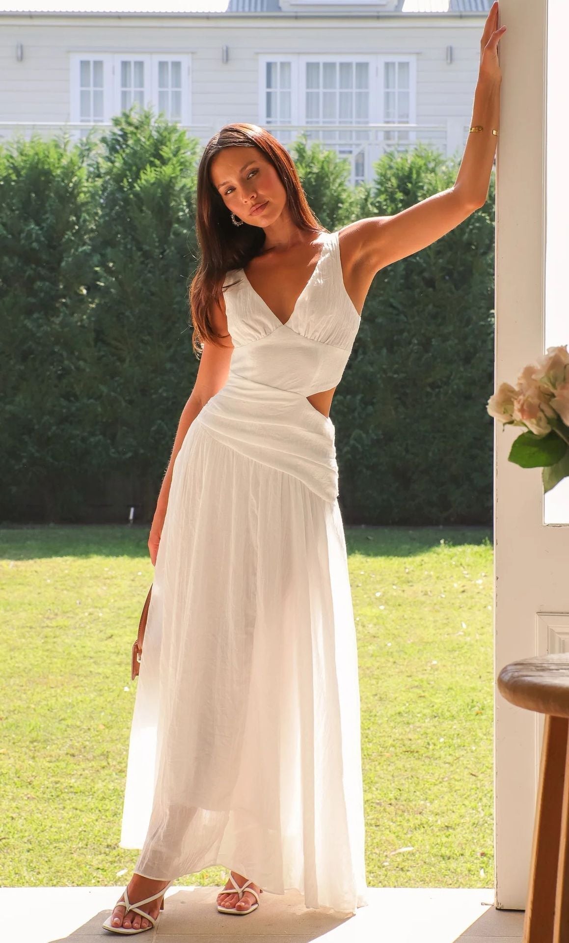 Abito midi svasato con cut-out Anne
