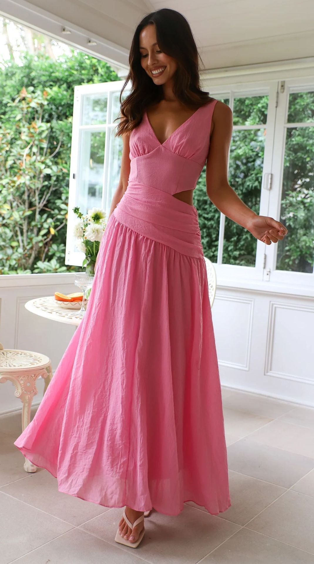 Abito midi svasato con cut-out Anne