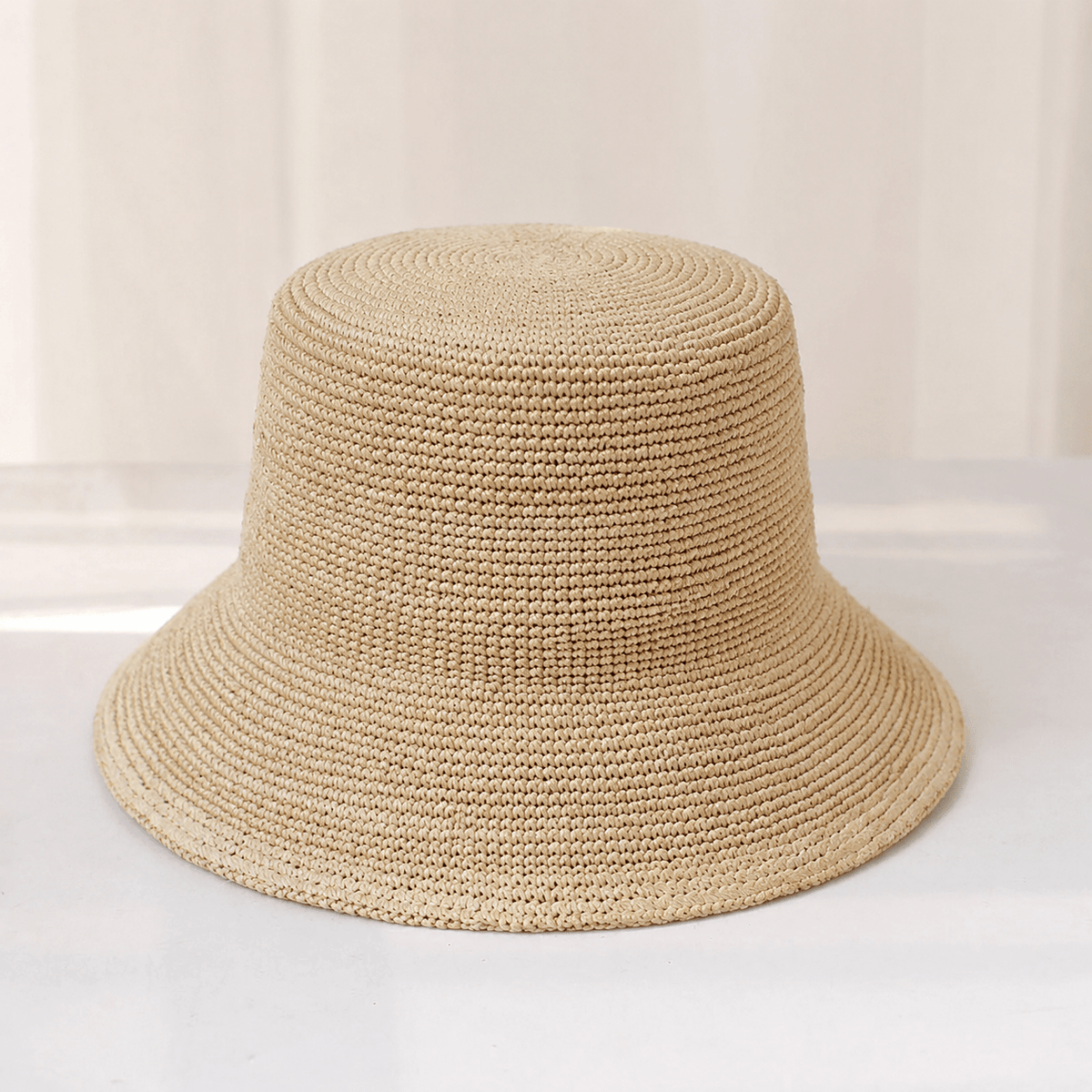 Cappello a secchiello in rafia Ariel