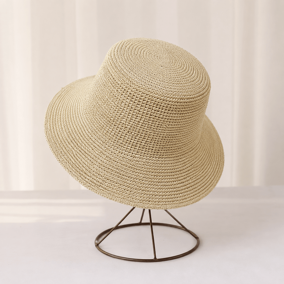 Cappello a secchiello in rafia Ariel