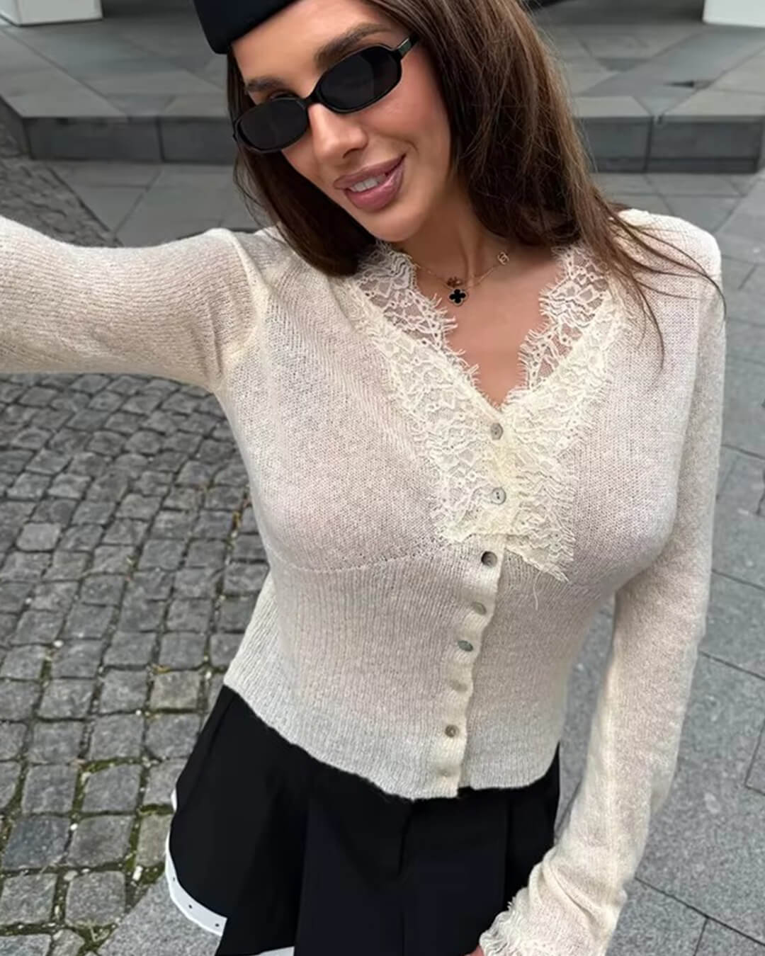 Cardigan in pizzo lavorato a maglia Aurelie