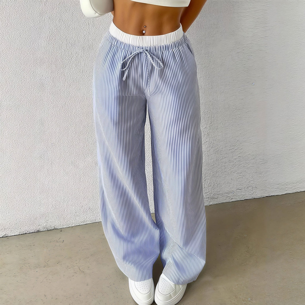 Pantaloni casual dritti Beatrice a righe