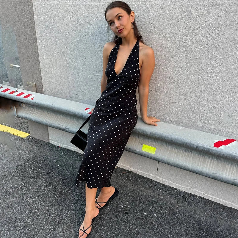 Abito lungo con scollo all'americana e pois Bianca