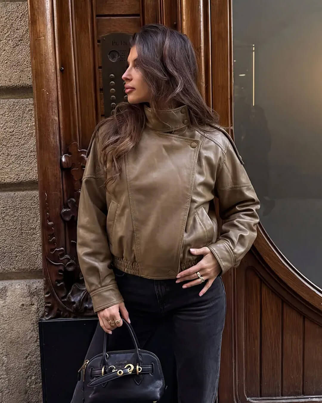 Giacca Brienne in ecopelle con collo rialzato