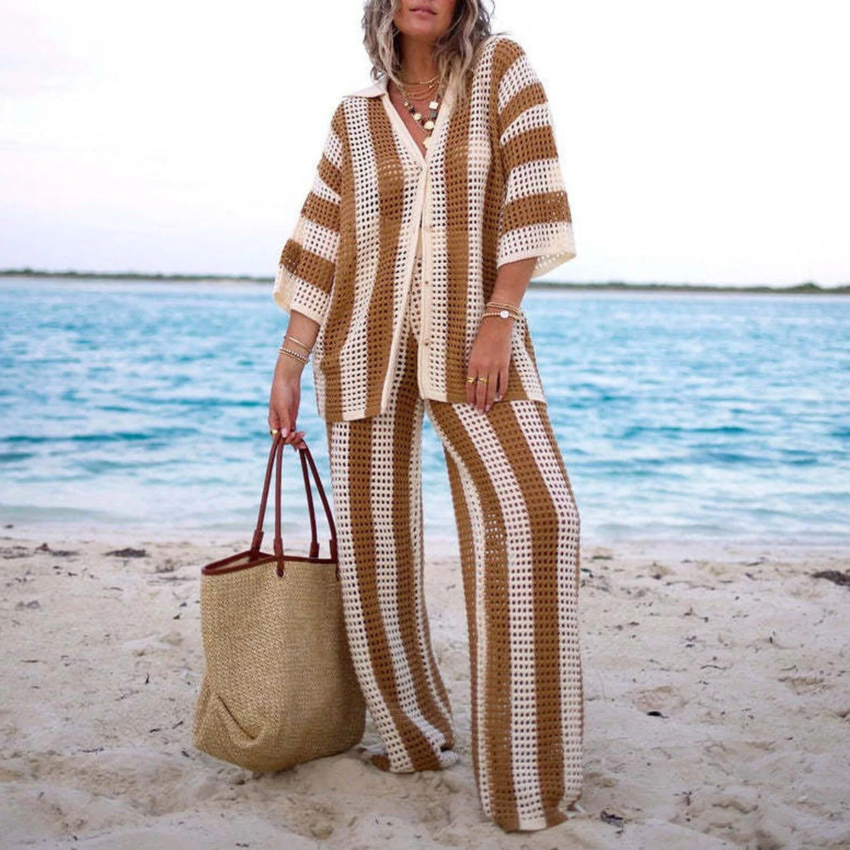 Completo coordinato all’uncinetto a righe Carmen