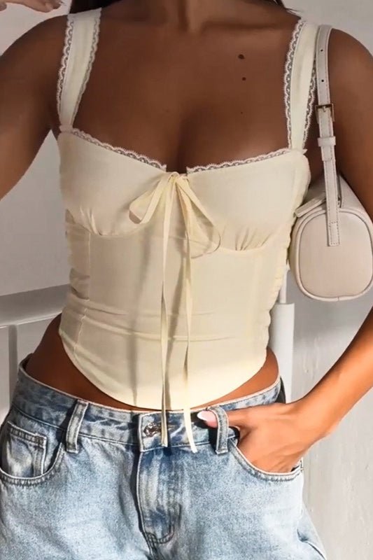 Top con spalline e bordi in pizzo Celeste