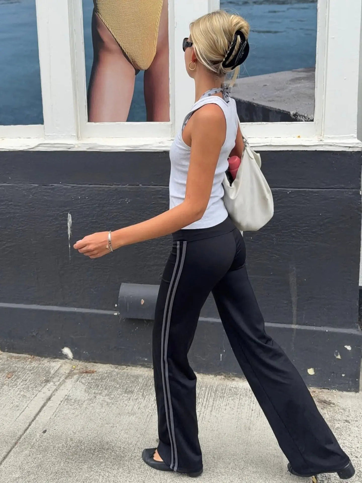 Pantaloni da yoga svasati a vita bassa Charis