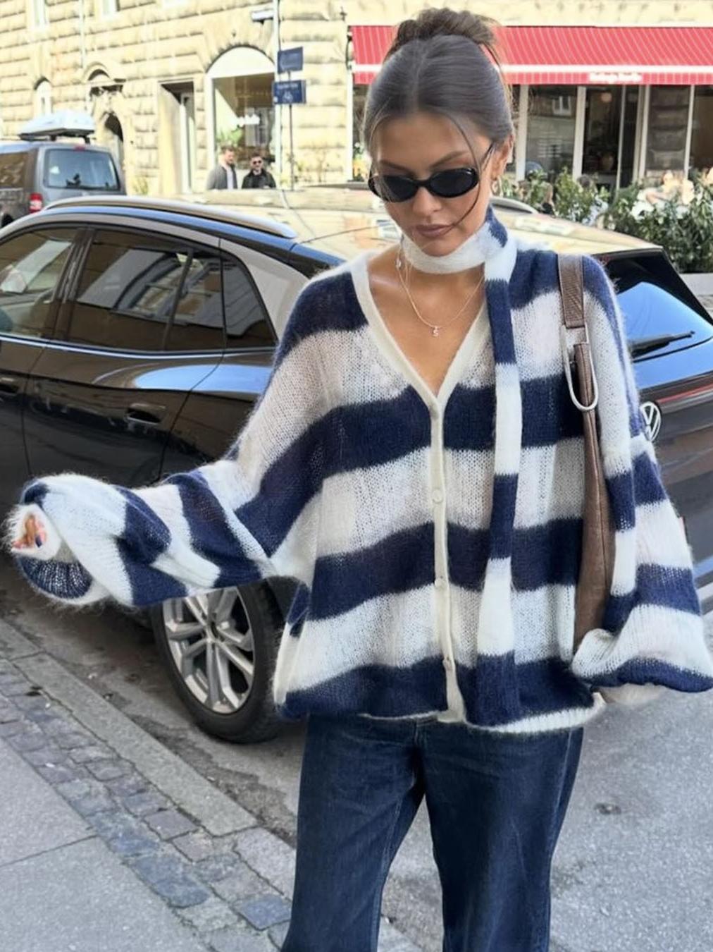 Cardigan ampio a righe Christel