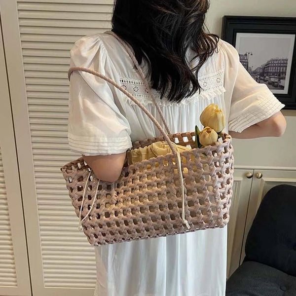 Borsa tote a spalla traforata Claudia