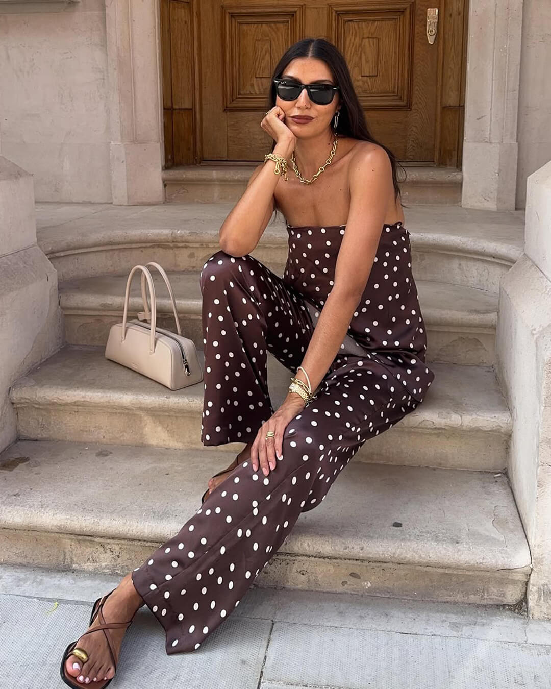 Completo pantalone Claudine in raso senza spalline