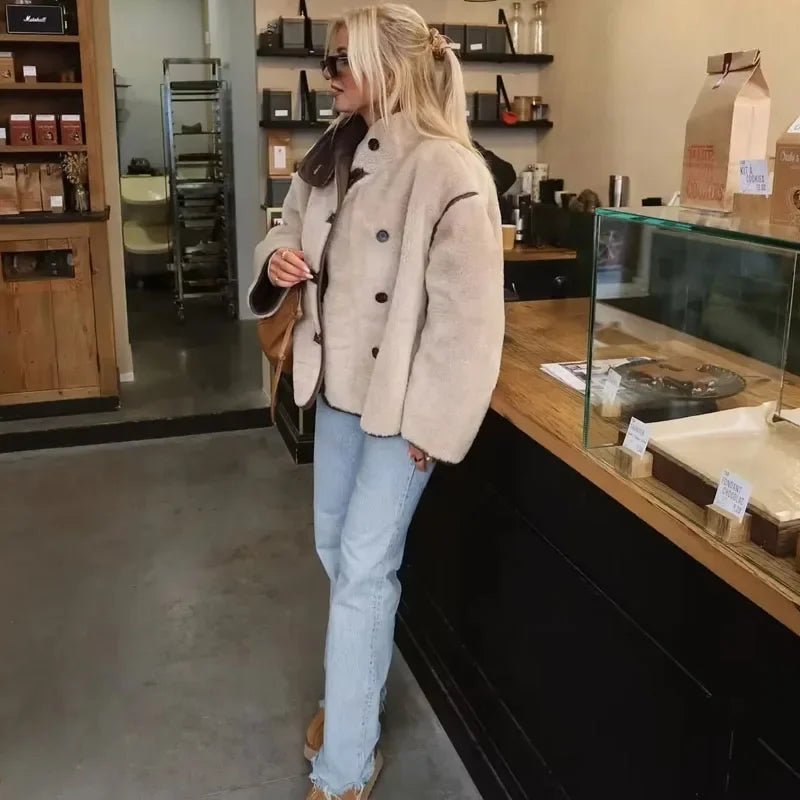 Bomber in pelliccia sintetica Cynthia