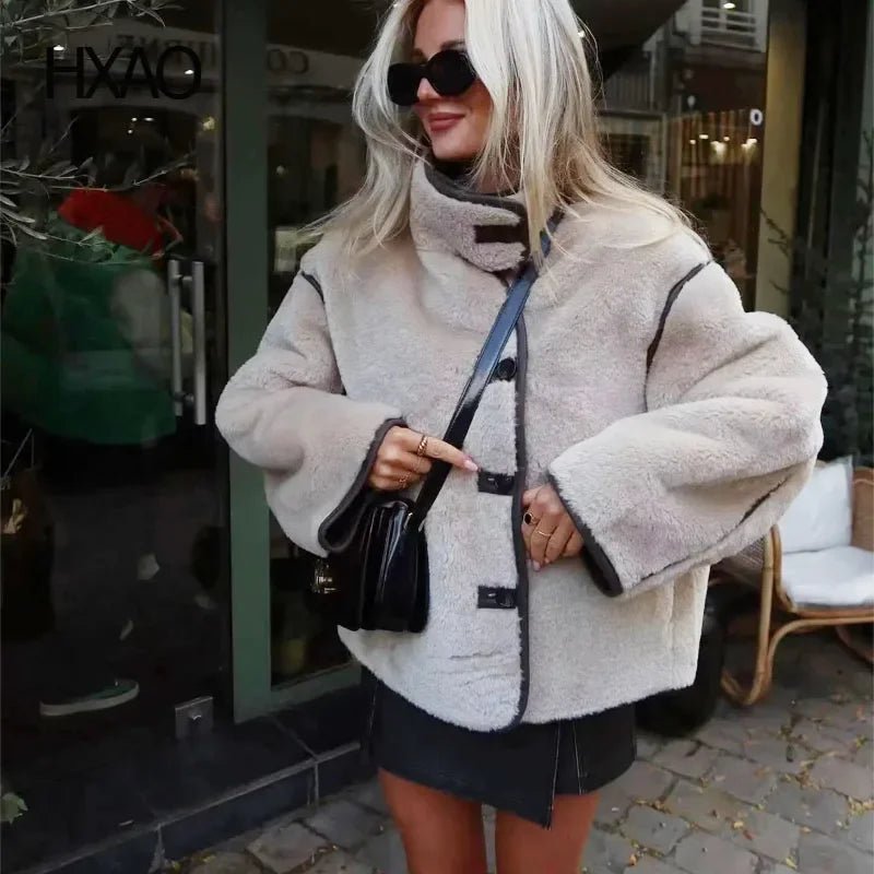Bomber in pelliccia sintetica Cynthia