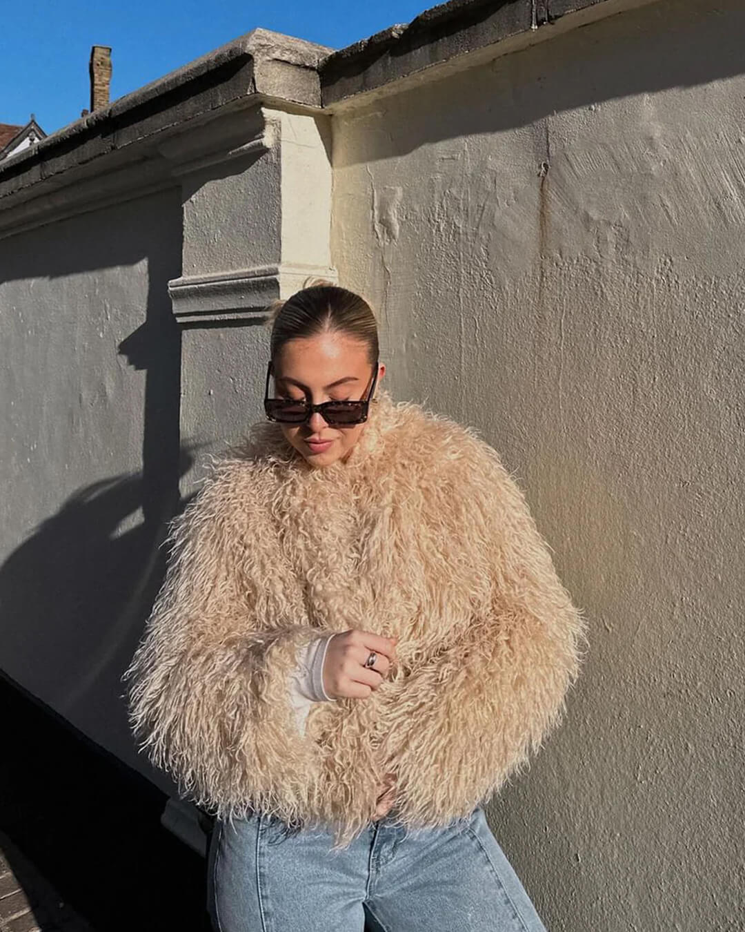 Elsie Cappotto corto e soffice in ecopelliccia