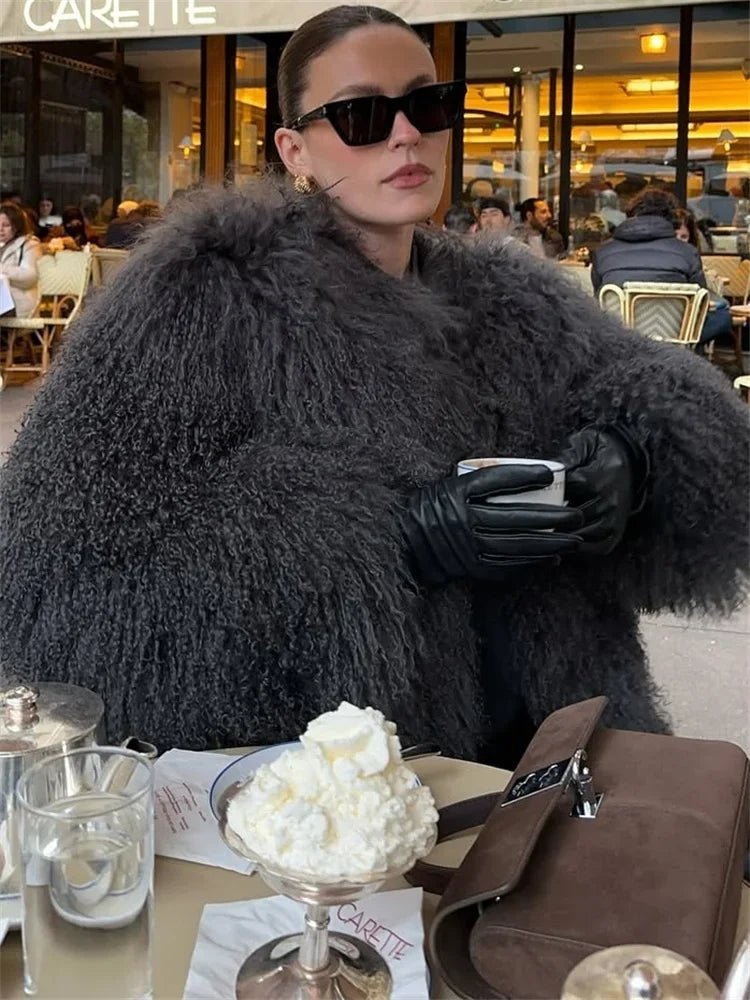 Elsie Cappotto corto e soffice in ecopelliccia