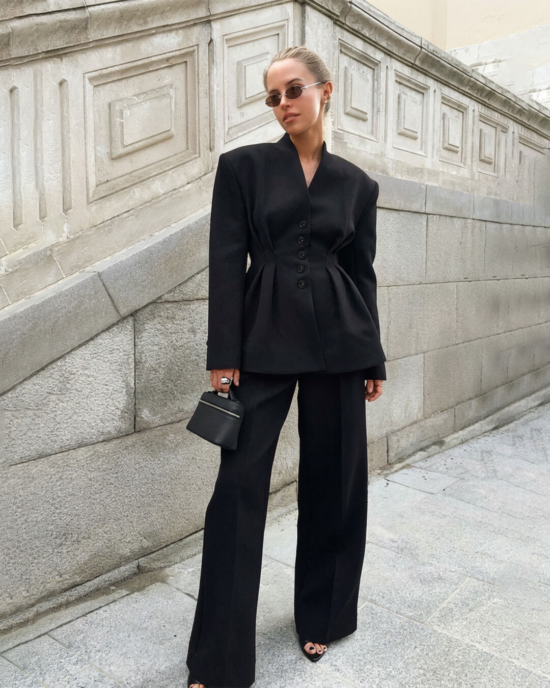 Blazer Empress con vita arricciata e scollo a V