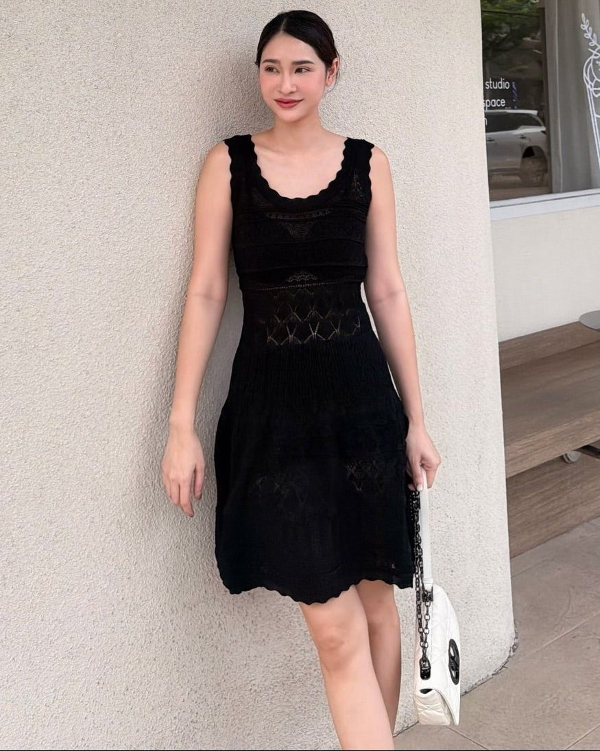 Abito midi in maglia con effetto cut-out Esther
