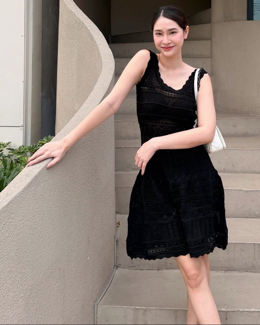 Abito midi in maglia con effetto cut-out Esther