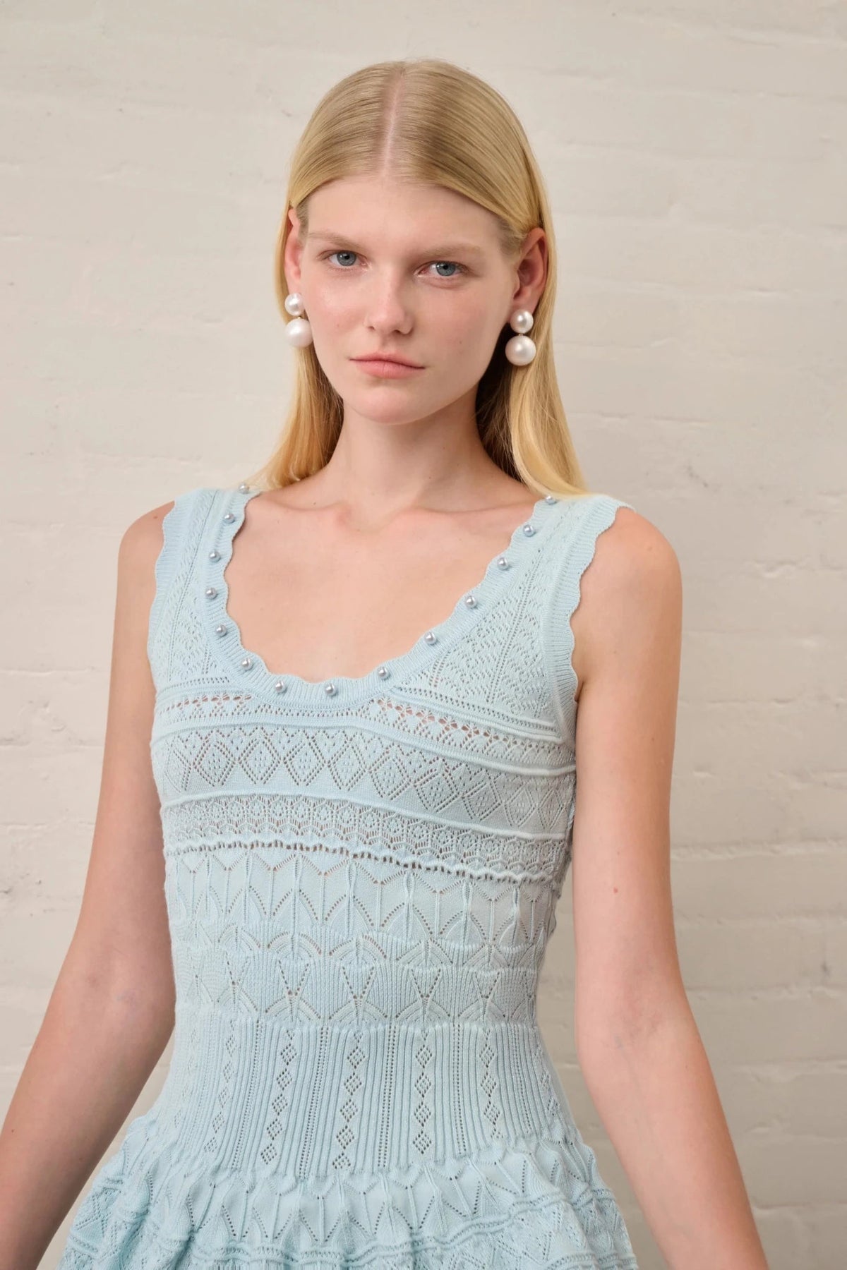 Abito midi in maglia con effetto cut-out Esther