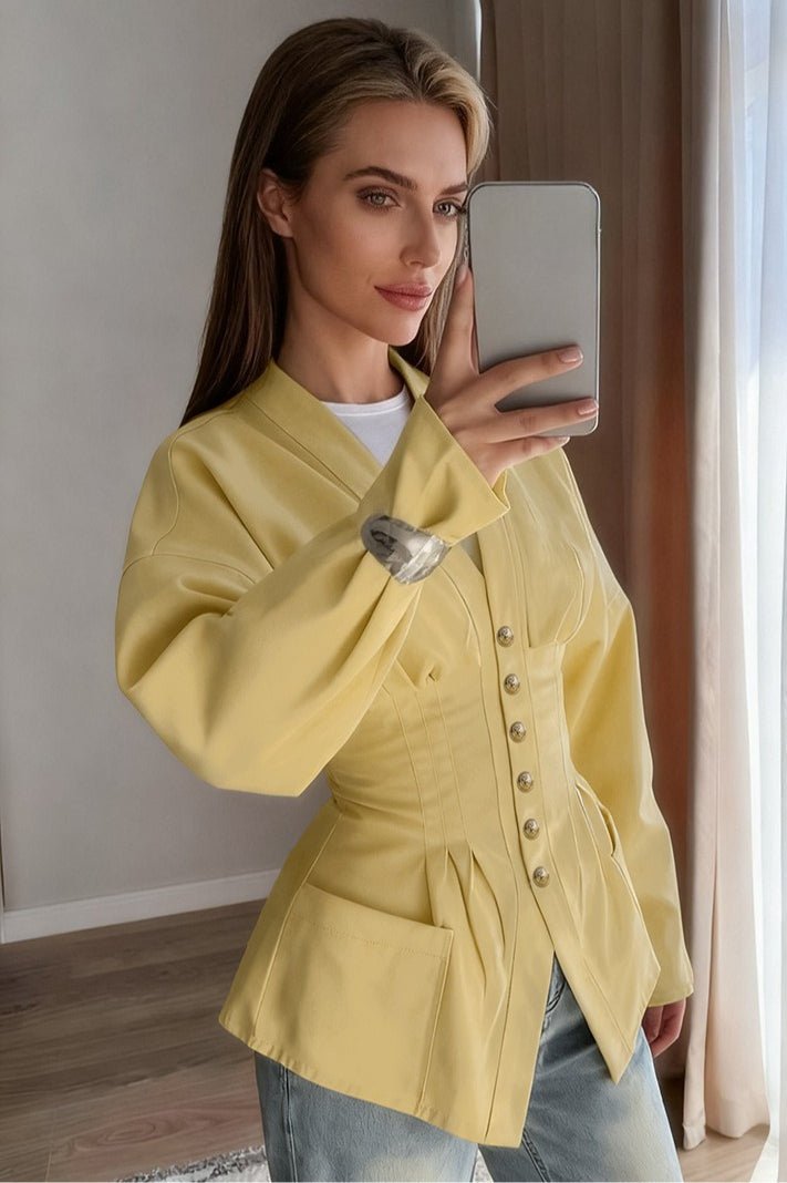 Blazer Fiona aderente con pieghe e vita vintage