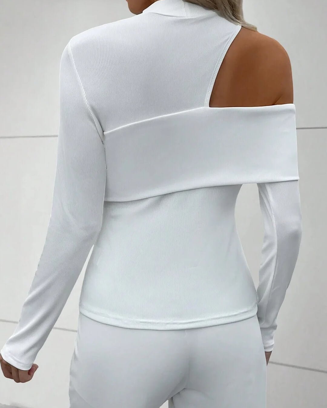Top in maglia con spalle cut-out Hazel