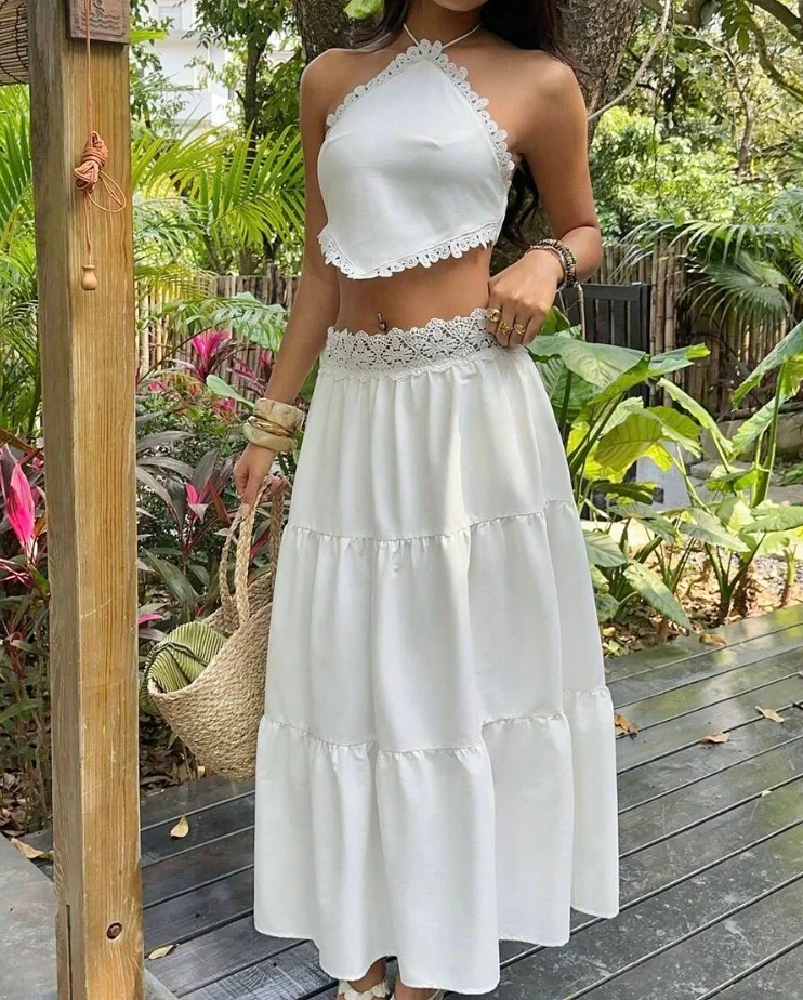 Completo Helena con top in pizzo all'americana e gonna a strati