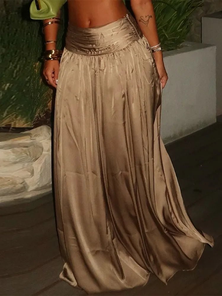 Completo Isabelle con top all'americana con schiena scoperta e gonna