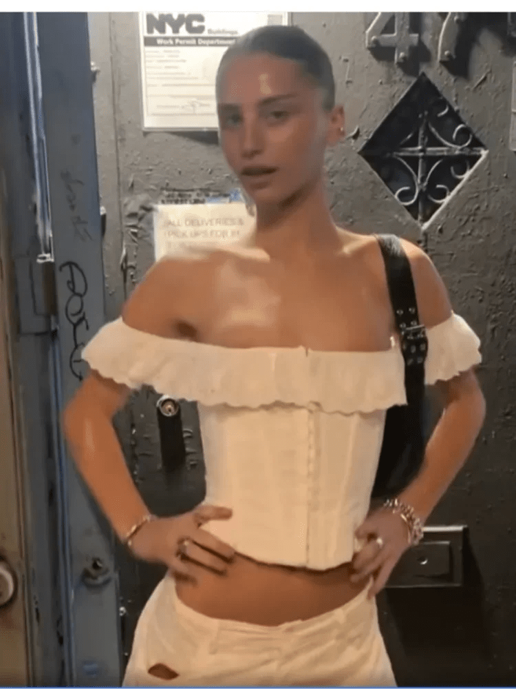 Top corsetto Jamie con volant