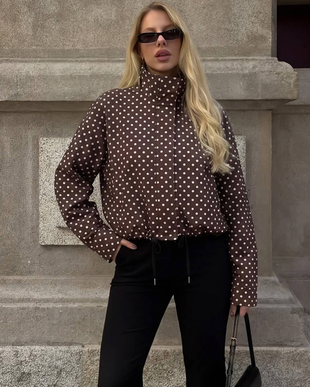 Giacca Janelle con collo alto e coulisse