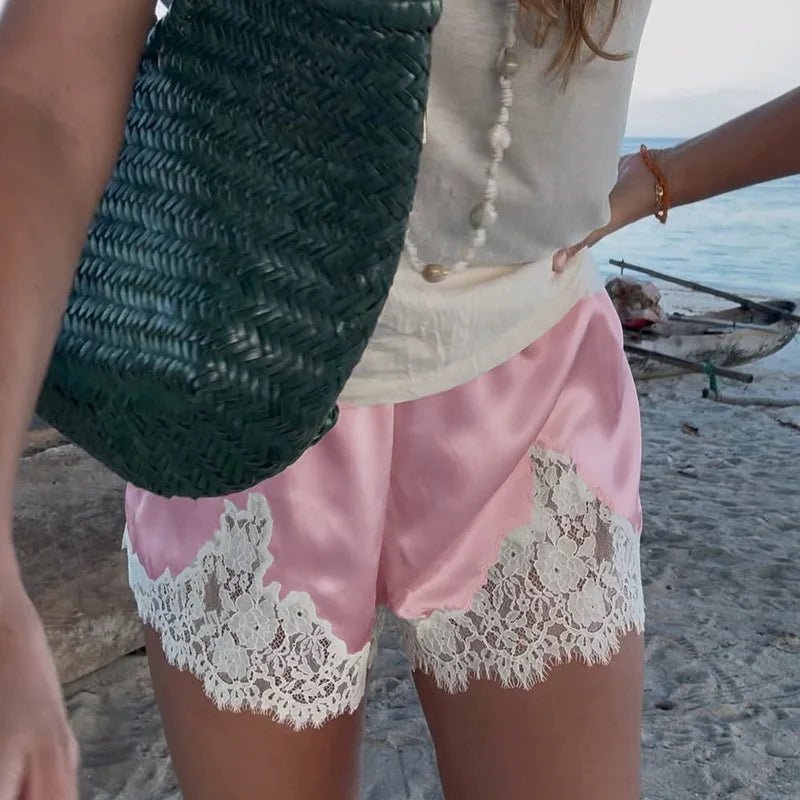 Shorts Janice in raso con pizzo