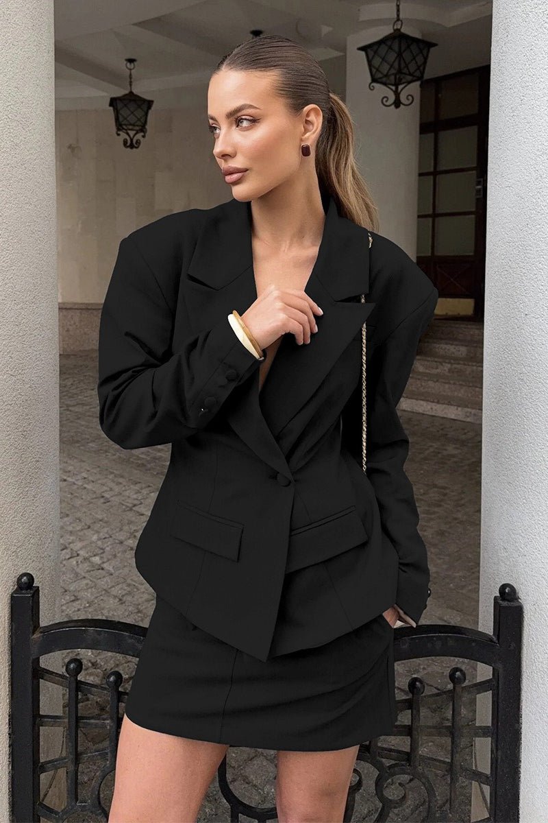 Blazer Janna con un bottone e collo a sciarpa