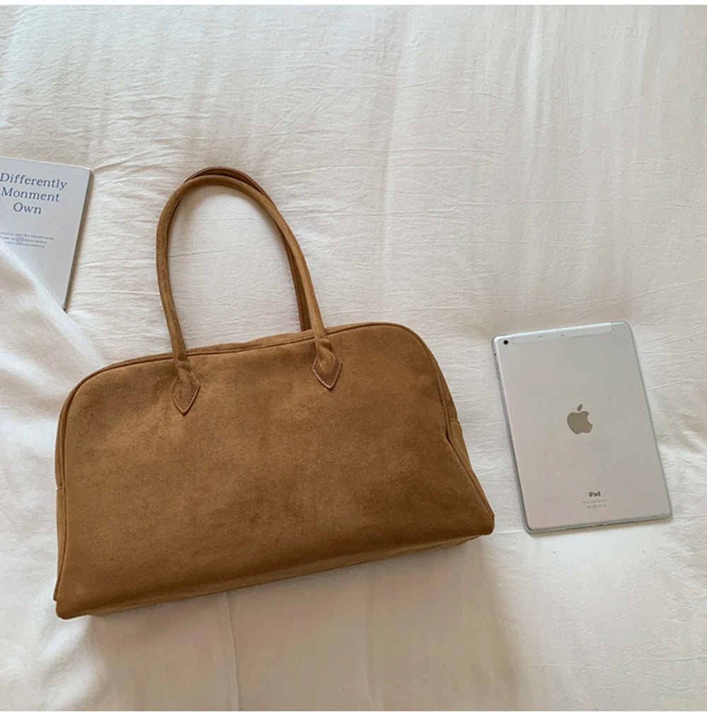 Borsa a spalla in camoscio Jenny