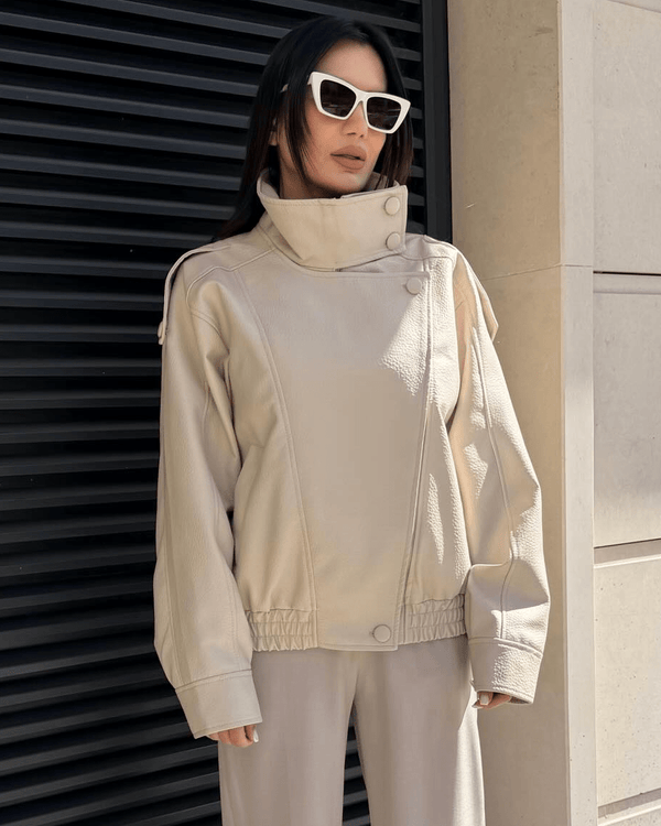 Giacca Joyce in ecopelle con zip asimmetrica