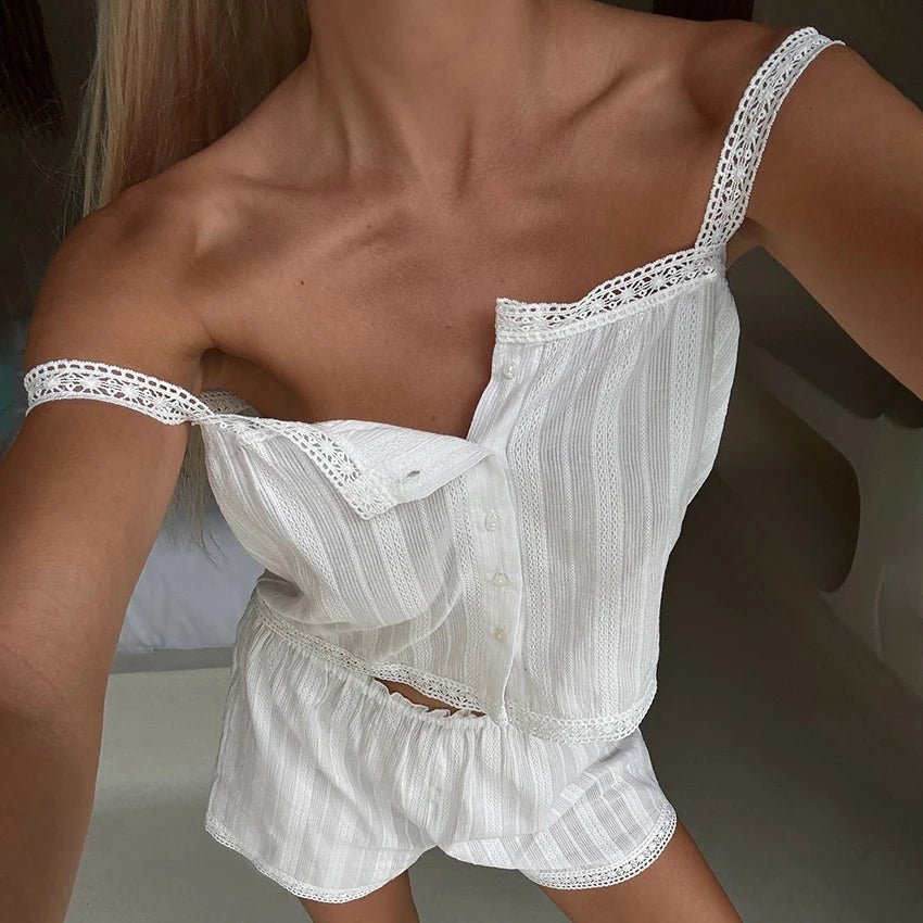 Set pigiama Kaitlyn con shorts e bordo in pizzo