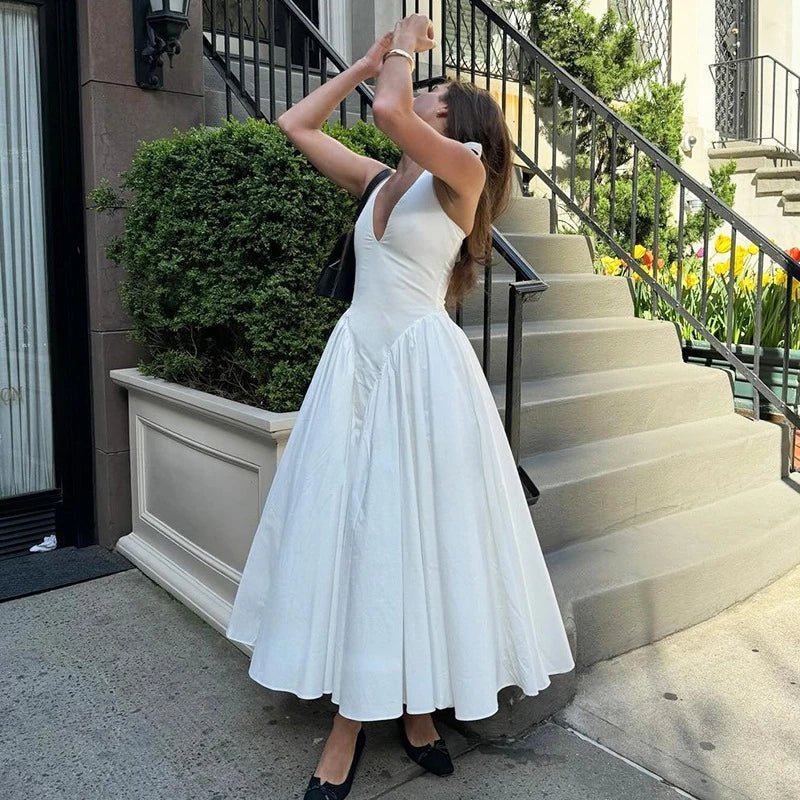 Abito maxi con scollo profondo Kristy