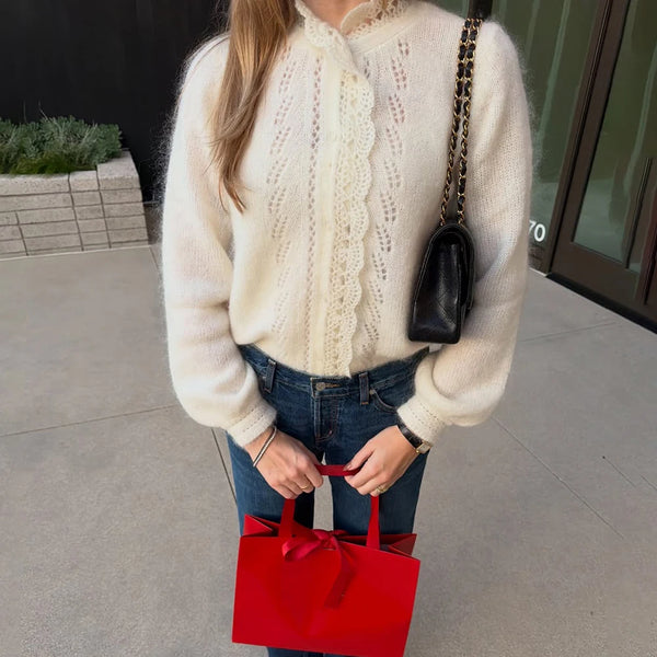 Cardigan in pizzo con cut-out