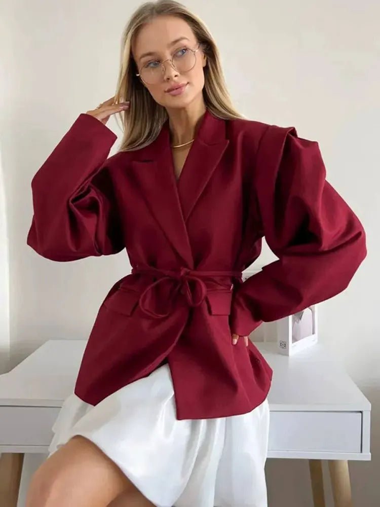 Blazer con cintura e maniche ampie Leandra