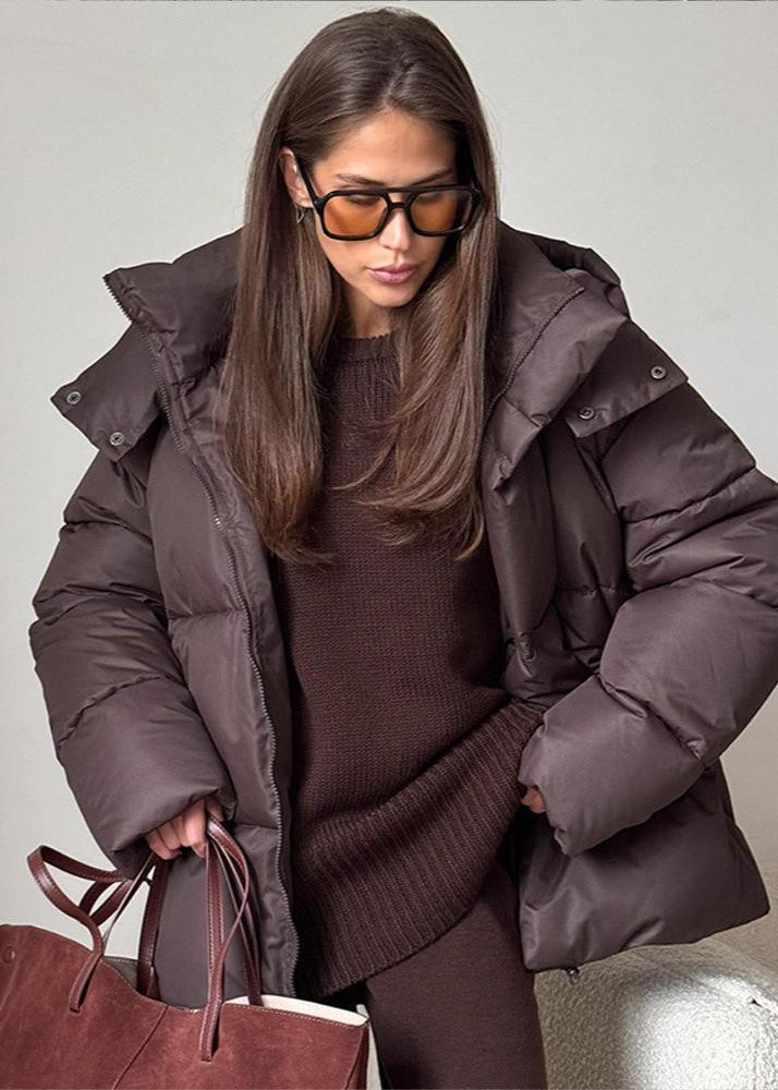 Giacca imbottita oversize Leila con cappuccio removibile