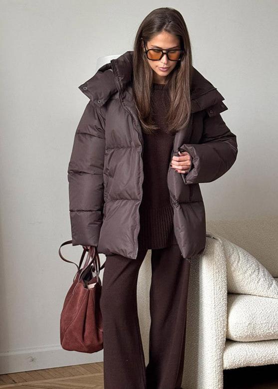 Giacca imbottita oversize Leila con cappuccio removibile