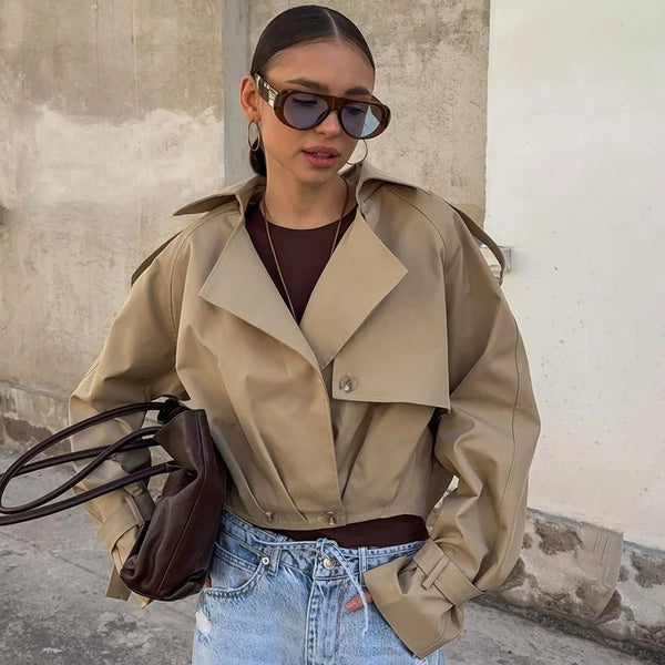 Cappotto trench corto plissettato Lola