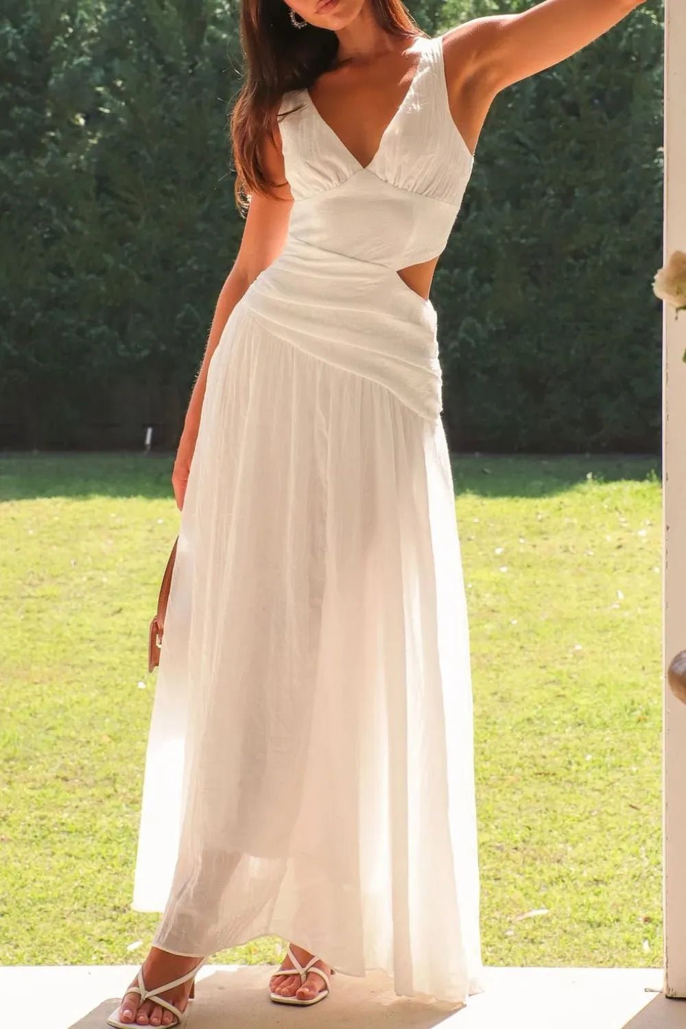 Maxi abito arricciato con cut-out Lolita