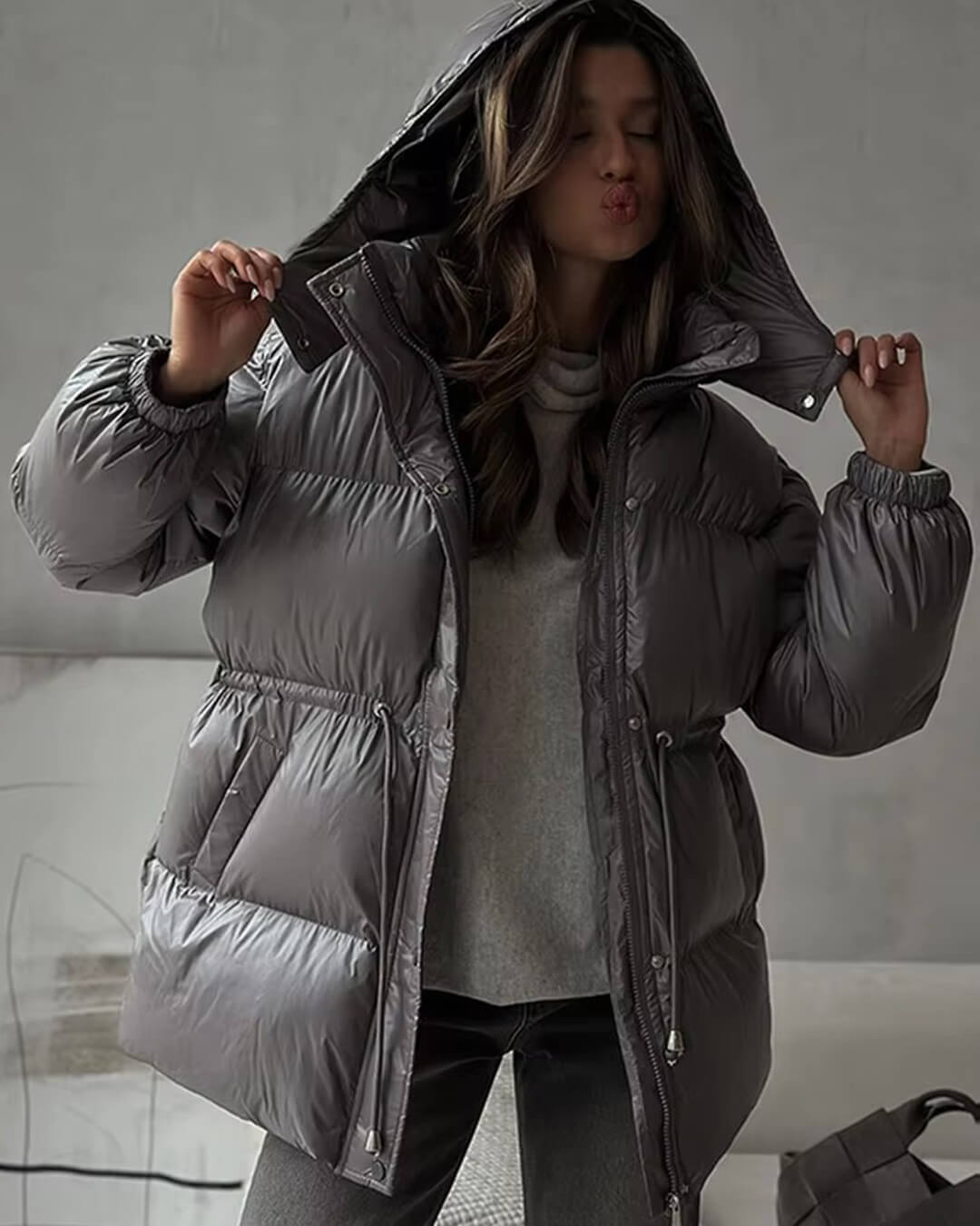Cappotto imbottito Lorie con cappuccio e coulisse