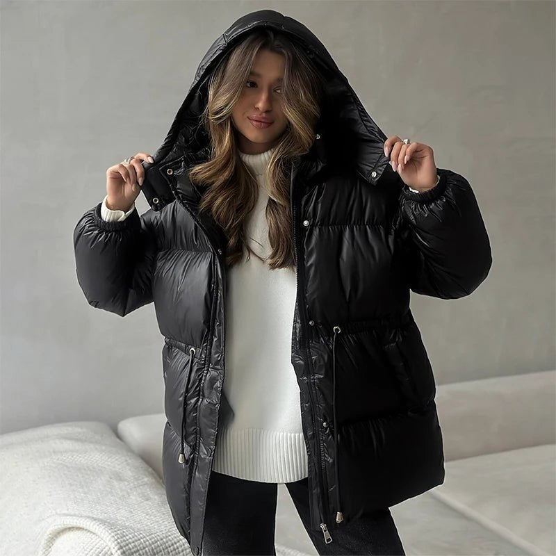 Cappotto imbottito Lorie con cappuccio e coulisse