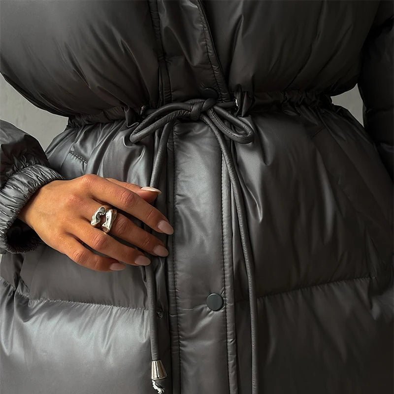 Cappotto imbottito Lorie con cappuccio e coulisse