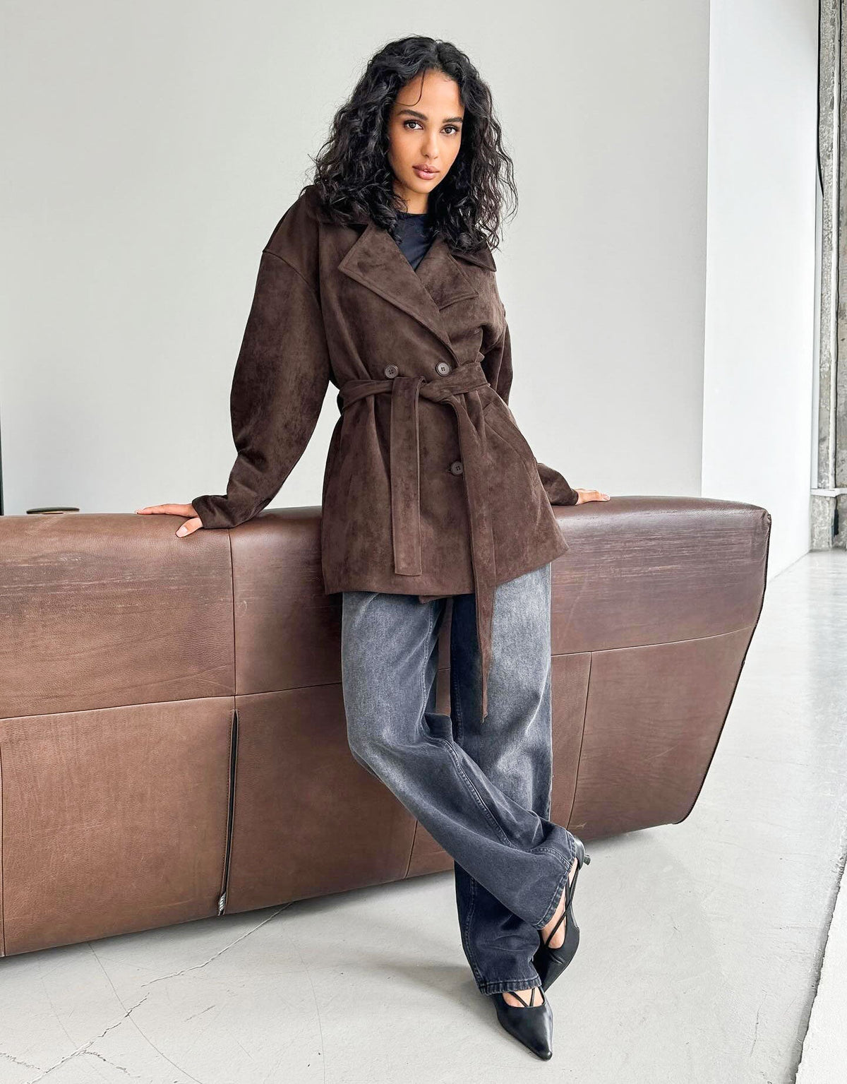 Cappotto portafoglio in camoscio con allacciatura Louisa